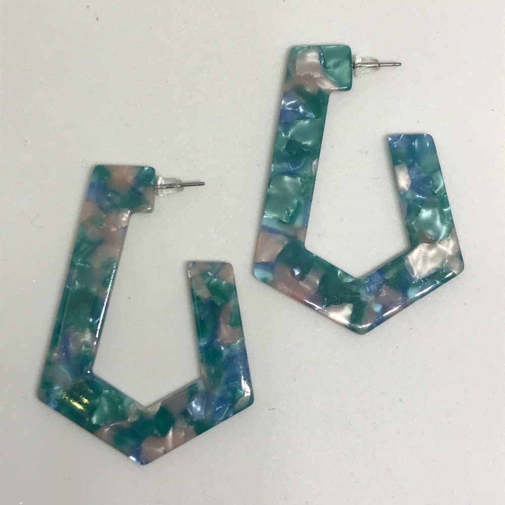 Green Shell Statement Marbled Retro Resin earrings